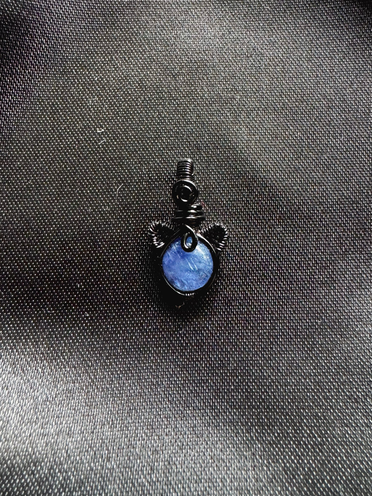 tanzanite kitty