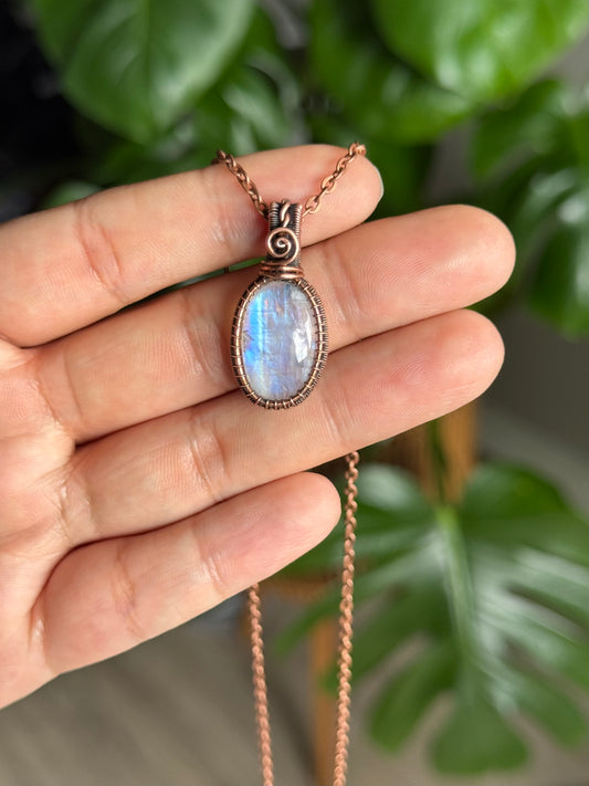 rainbow moonstone