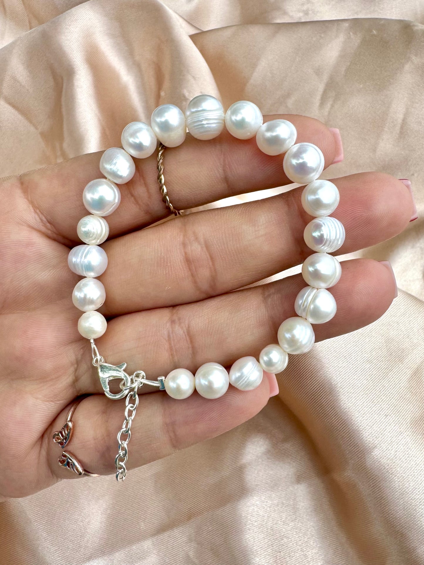 Freshwater Pearl Bracelet ~ Silver